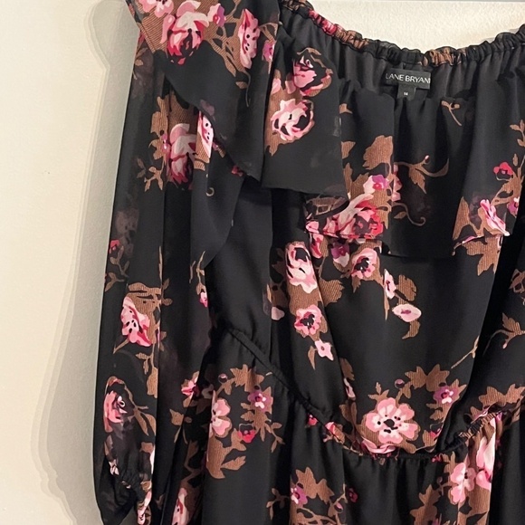 Lane Bryant Floral Top 14 Black Off Shoulder Ruffle Boho Western Classic Preppy - Picture 4 of 15